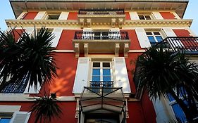 La Maison Du Lierre Biarritz 3*